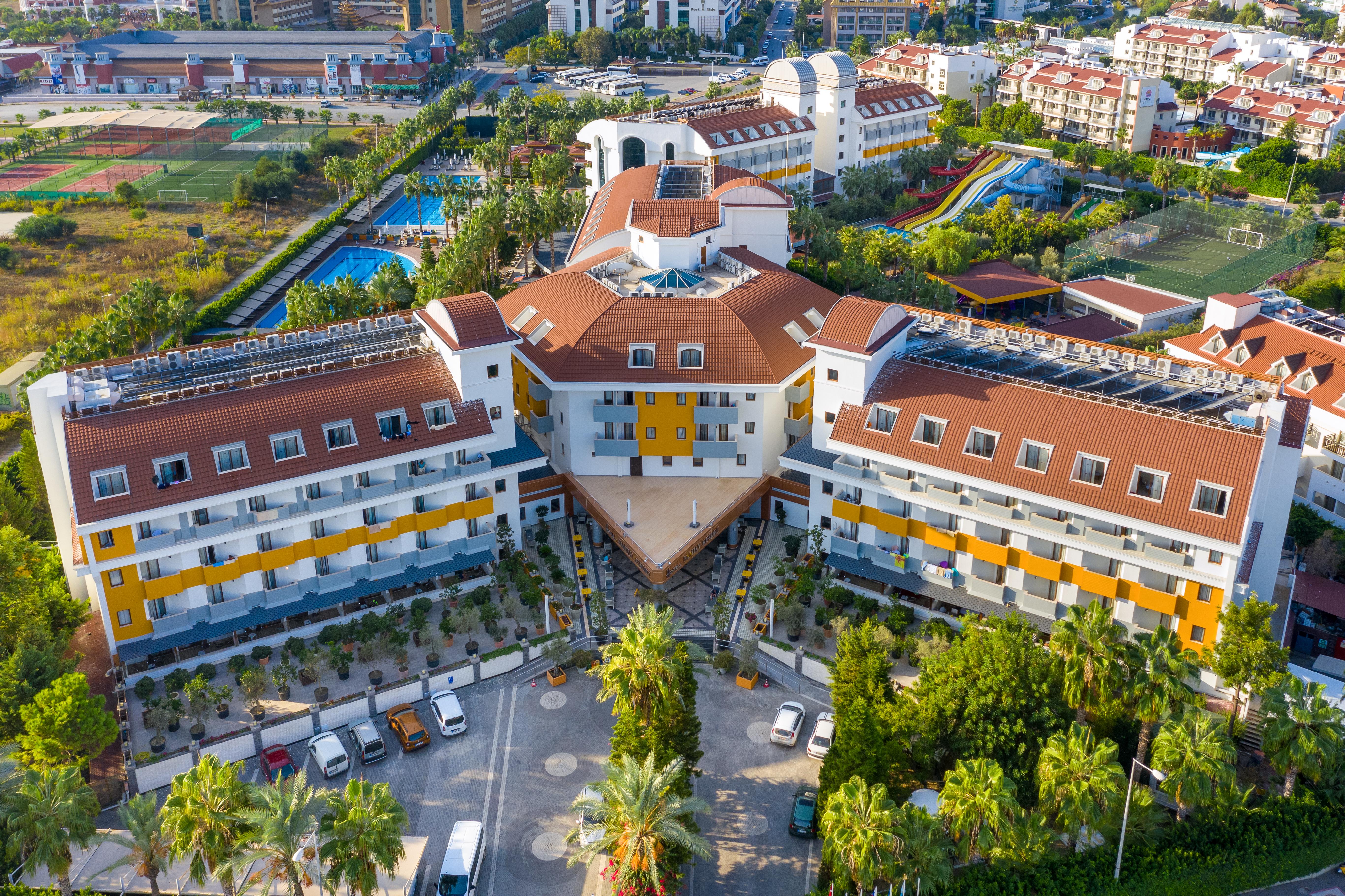 Primasol Hane Family Hotel
