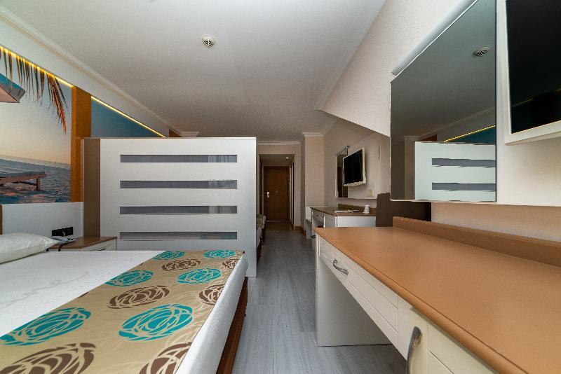 Hotel Primasol Hane Family